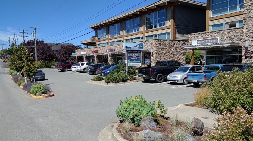 2017-07-31 The Shore parking lot